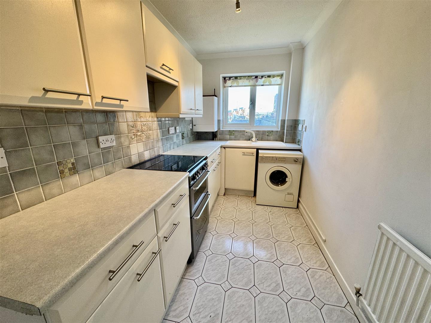 Abernethy Quay, Marina, Swansea, SA1 1UL
